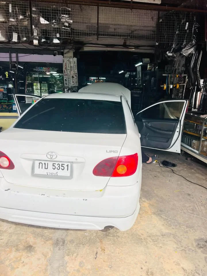 2005 Toyota Corolla Altis IX (E120) 3