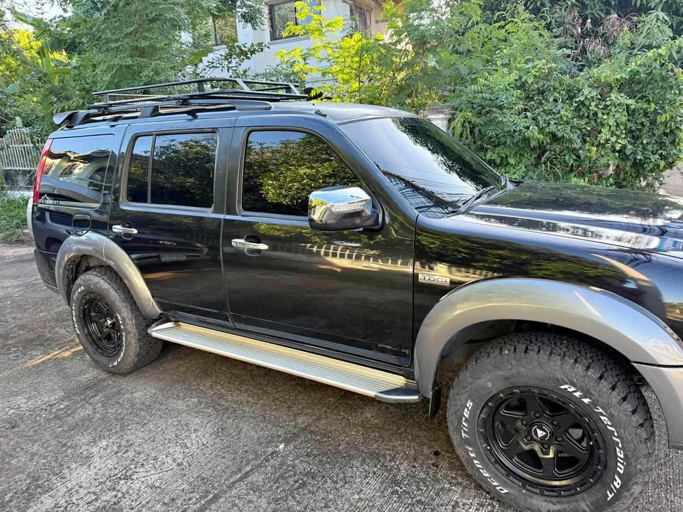 2009 Ford Everest I 3