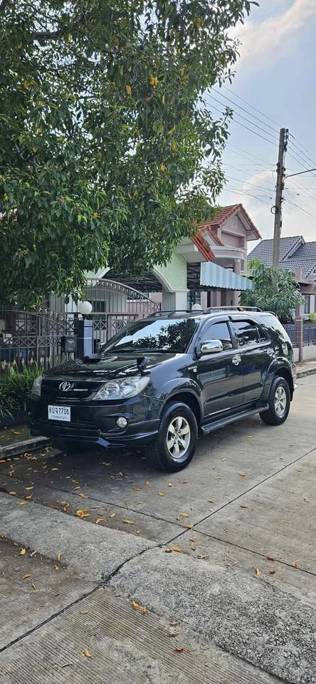 2005 Toyota Fortuner I 2