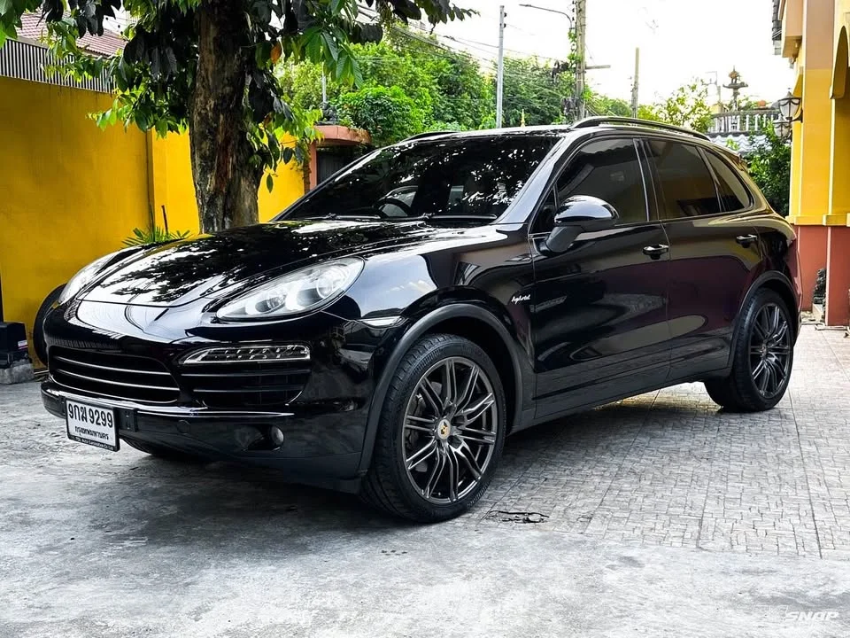2014 Porsche Cayenne II 2
