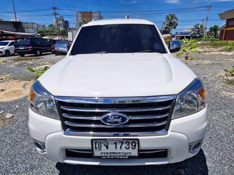 2010 Ford Everest I 2