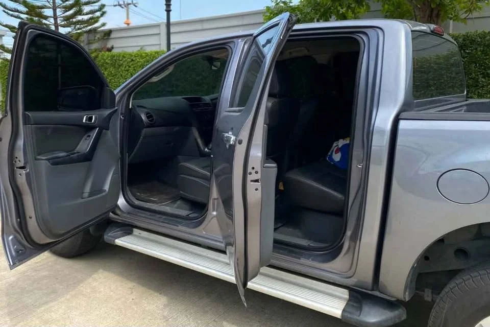 2013 Mazda BT-Series II 2