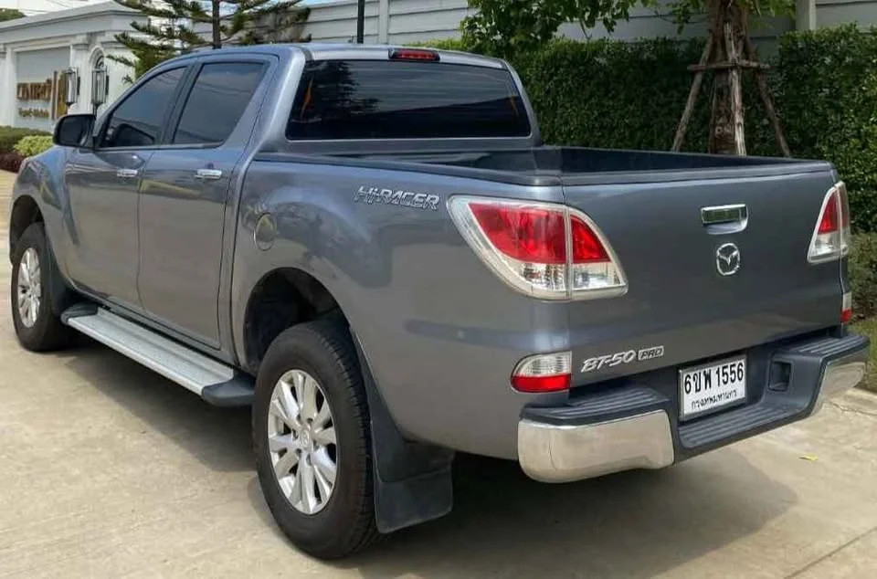 2013 Mazda BT-Series II 3