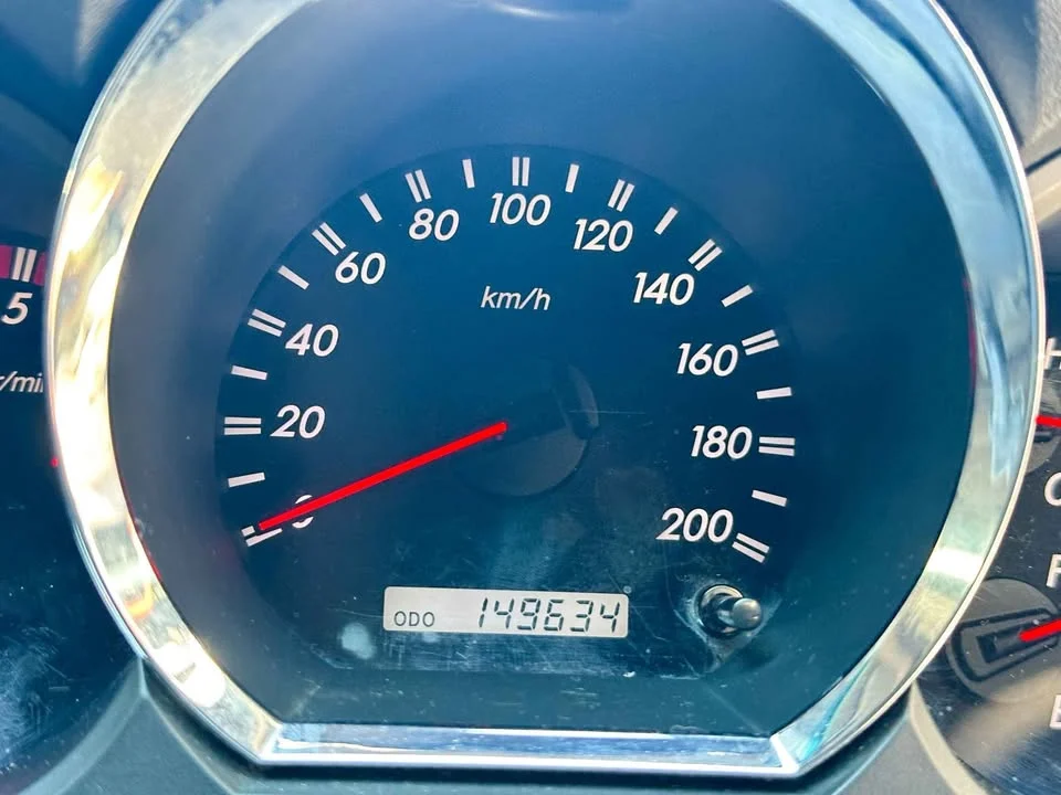 2010 Toyota Fortuner I 3