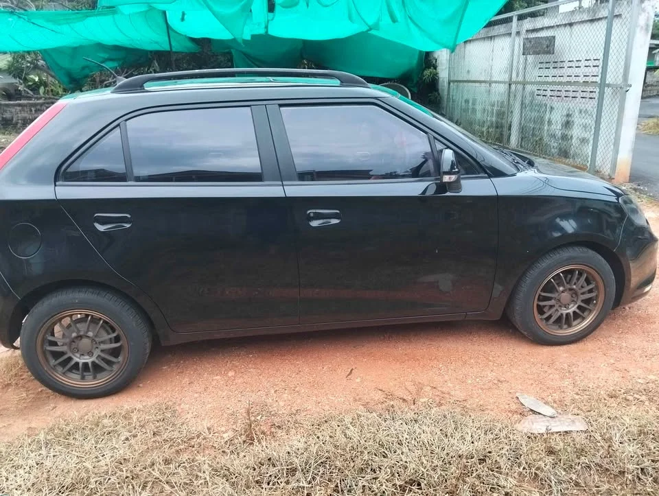 2017 MG 3 II 3