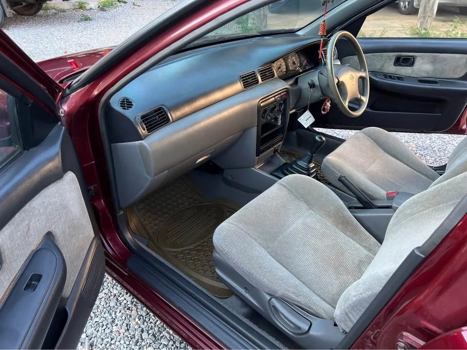 1997 Nissan Sunny IV 2