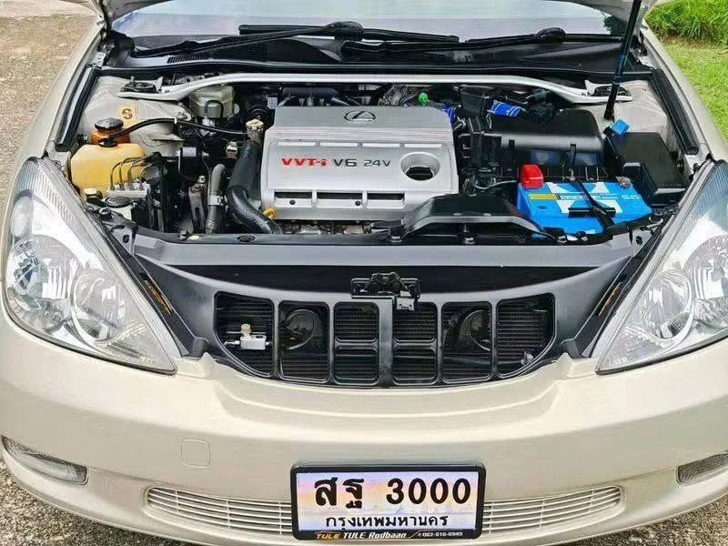 2003 Lexus ES IV 3