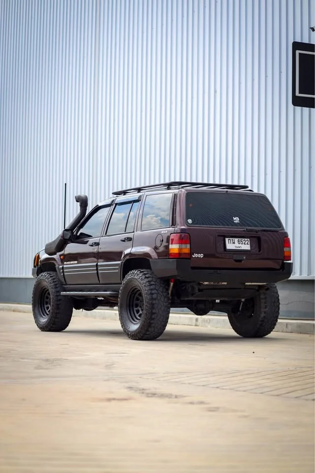 1996 Jeep Grand Cherokee ZJ 2