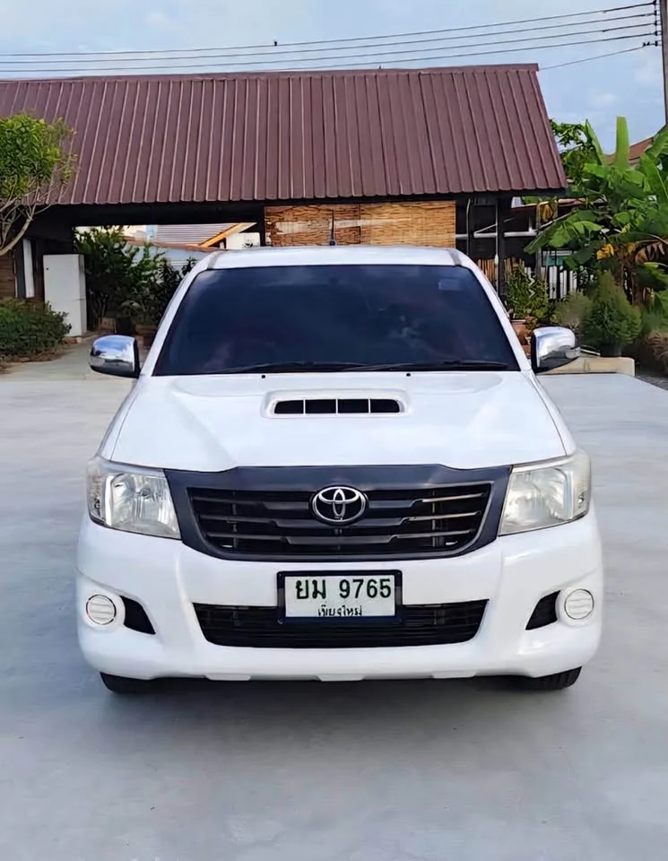 2015 Toyota Hilux VII 2