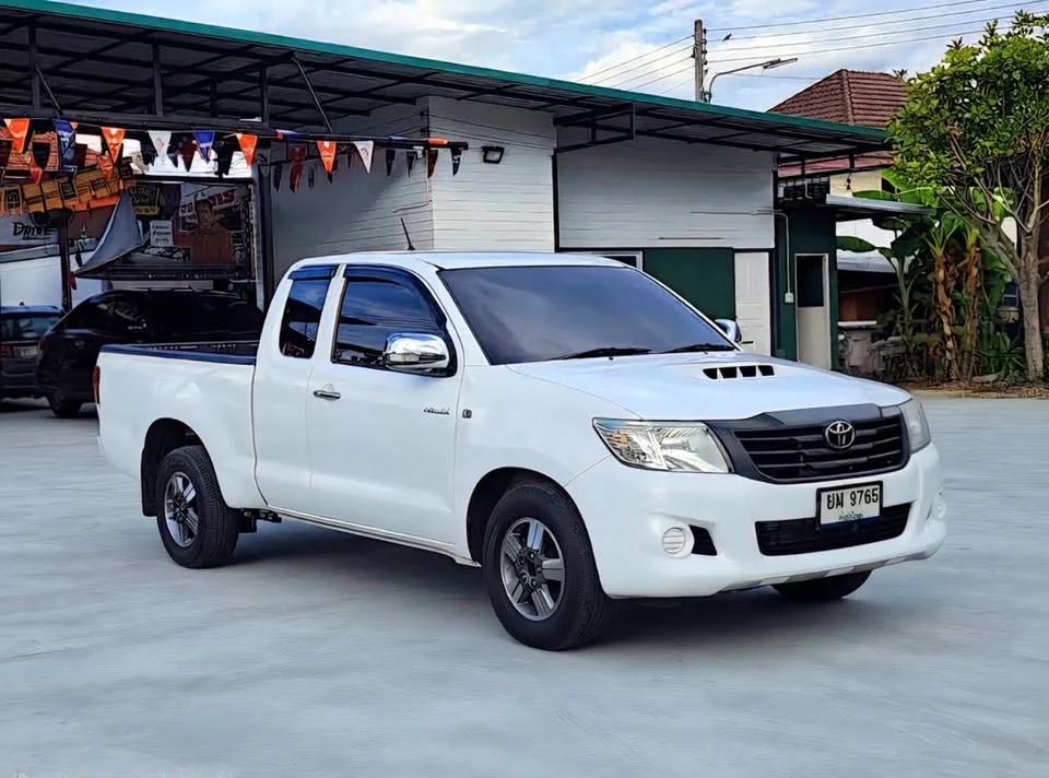 2015 Toyota Hilux VII 3