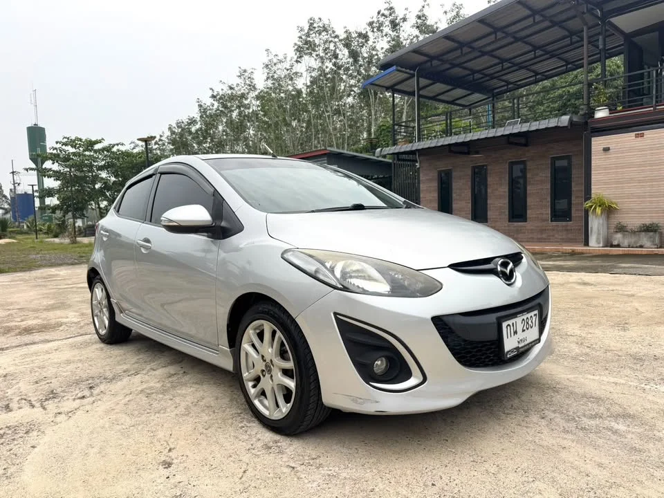 2013 Mazda 2 II 2