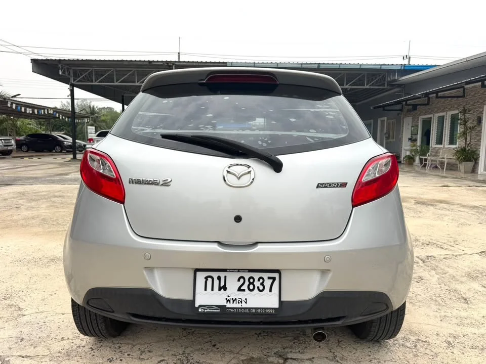 2013 Mazda 2 II 3