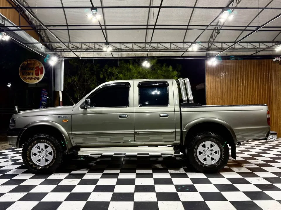 2002 Ford Ranger I 3