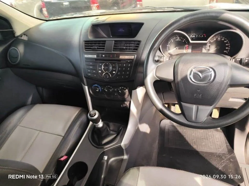 2013 Mazda BT-Series II 3