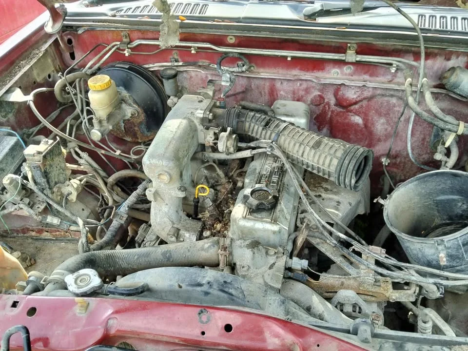 1999 Nissan Frontier I 2
