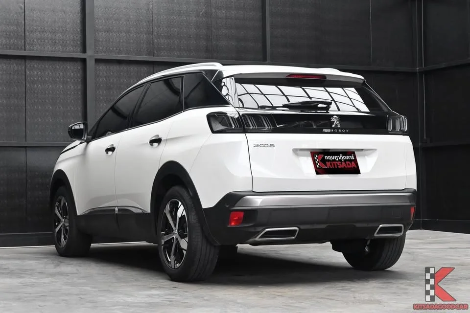 2022 Peugeot 5008 II 2
