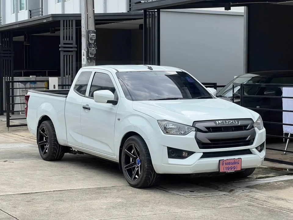 2020 Isuzu D-Max III (RG) 2