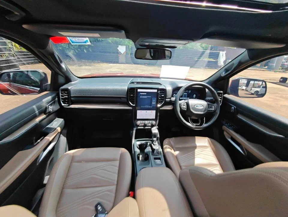 2022 Ford Everest III 2