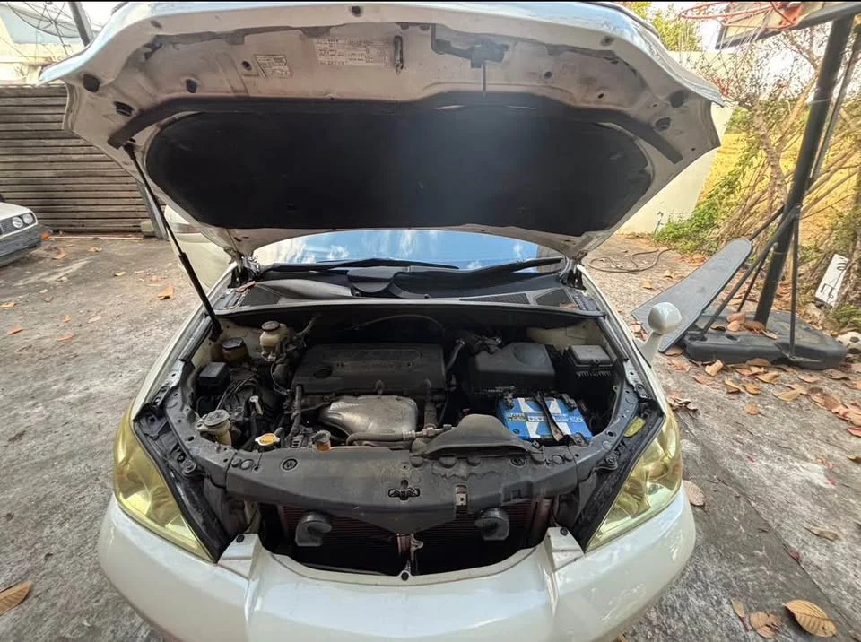2007 Toyota Harrier II 2