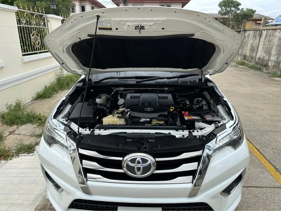 2016 Toyota Fortuner II 2