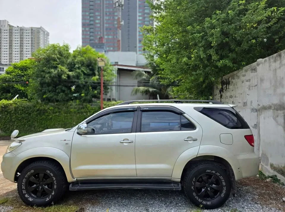 2006 Toyota Fortuner I 2