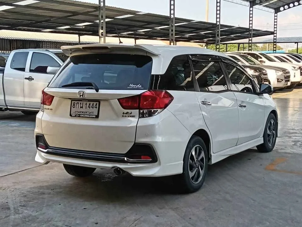 2018 Honda Mobilio II 2