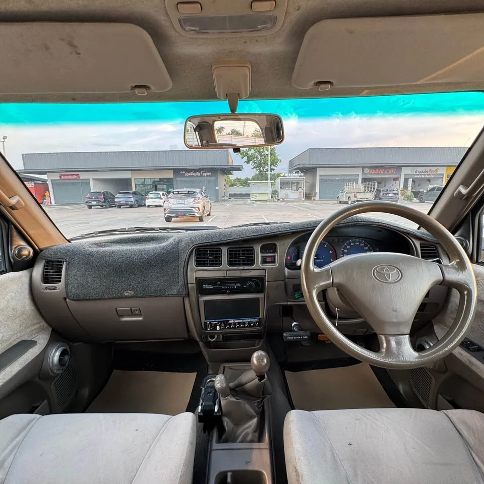 2003 Toyota Hilux Tiger VI 2