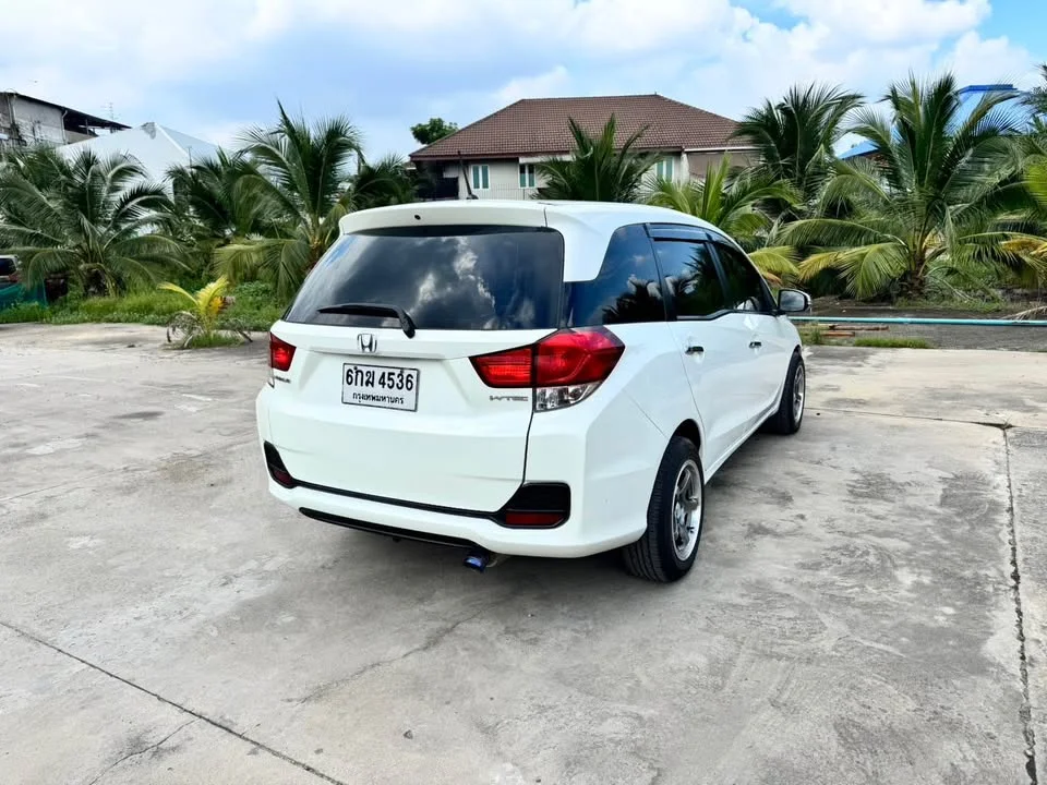 2016 Honda Mobilio II 3