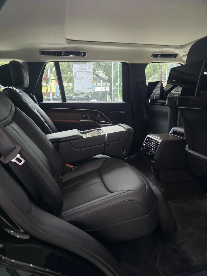 2026 Land Rover Range Rover V 3