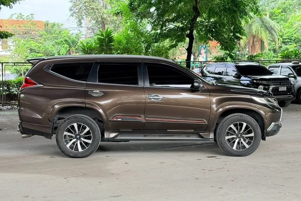 2016 Mitsubishi Pajero Sport III 3
