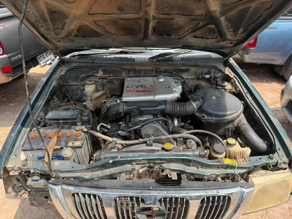 2003 Toyota Hilux Tiger VI 2