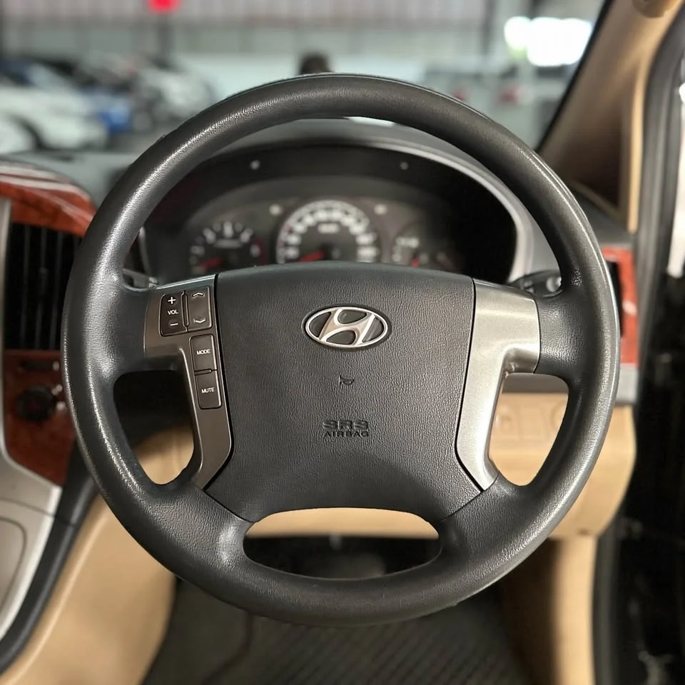 2012 Hyundai H-1 II 3
