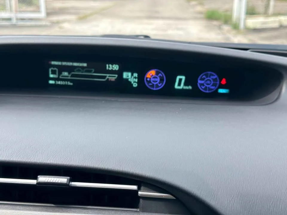 2012 Toyota Prius III 3
