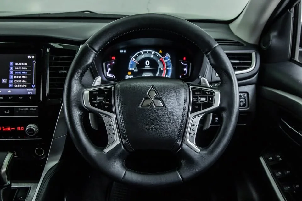 2020 Mitsubishi Pajero Sport III 2