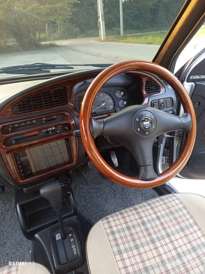 2016 Daihatsu Mira L500 2