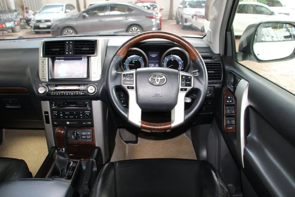 2012 Toyota Land Cruiser Prado J150 2