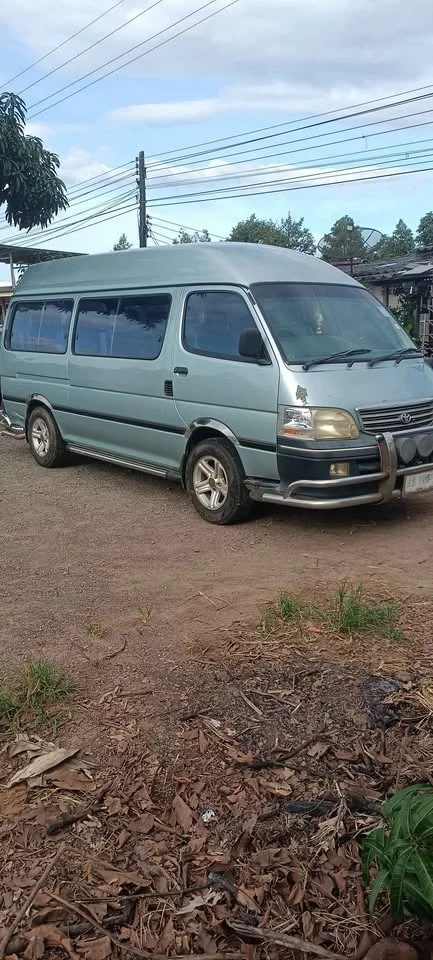 2002 Toyota Commuter IV (H100) 2