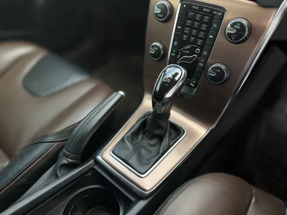 2014 Volvo V40 II 3