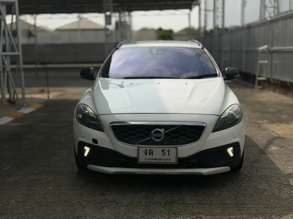 2014 Volvo V40 II 2
