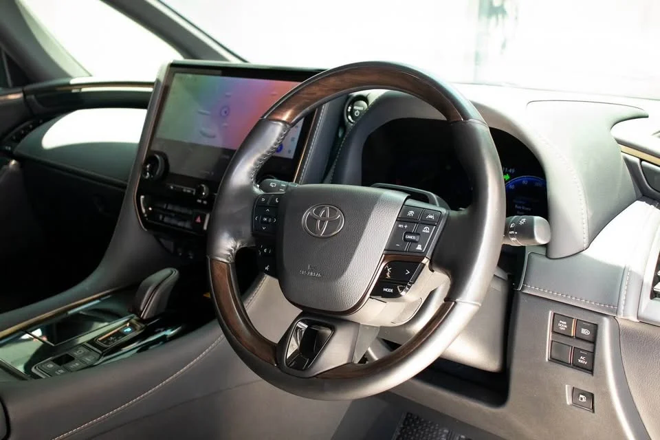 2025 Toyota Alphard, Vellfire IV (AH40) 2
