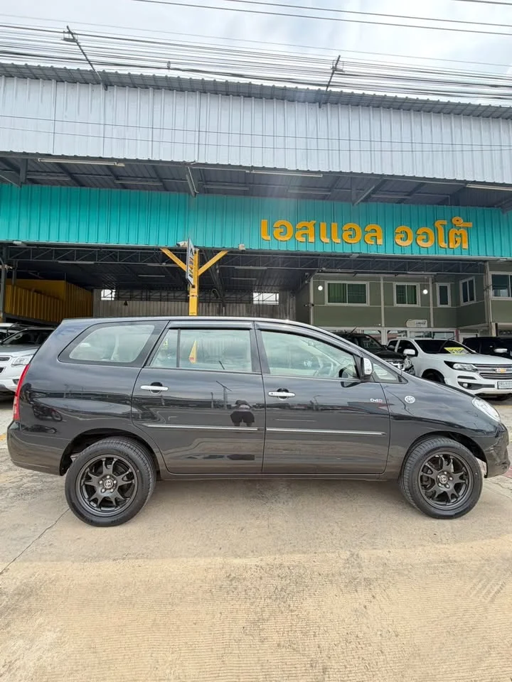2007 Toyota Innova I 3