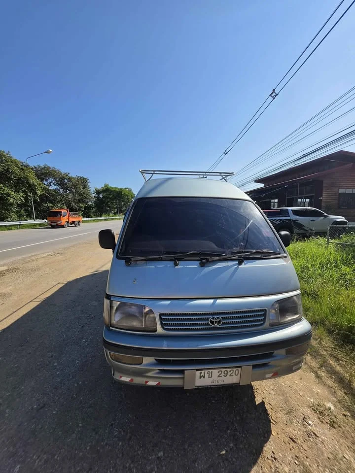 1997 Toyota Commuter IV (H100) 3