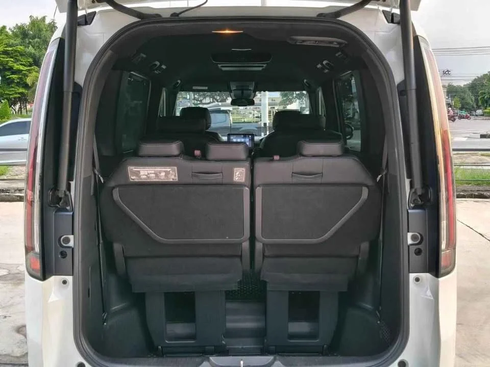 2023 Honda Stepwgn VI 3