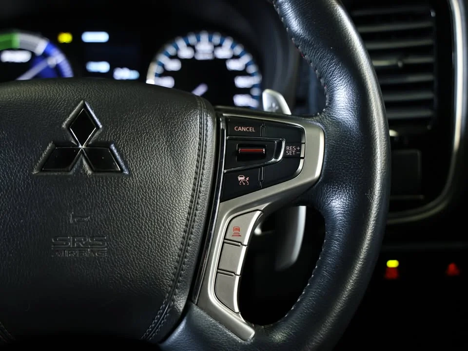 2021 Mitsubishi Outlander III 2