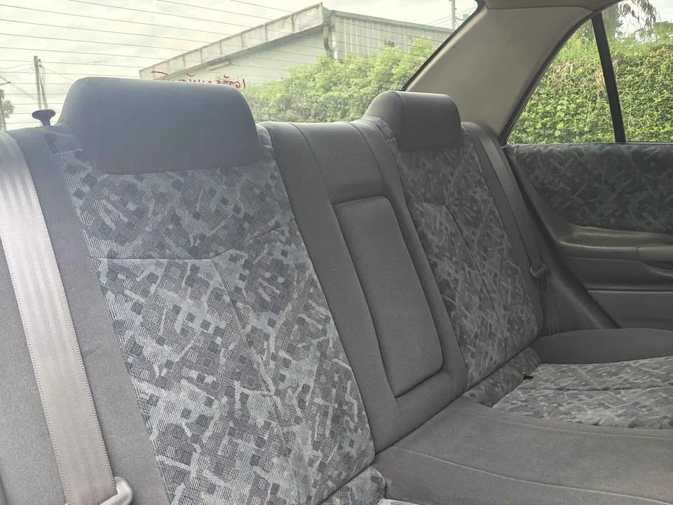 2000 Mazda 323 VIII 2