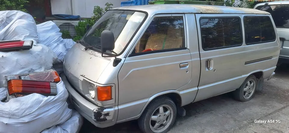 Toyota Commuter III 2