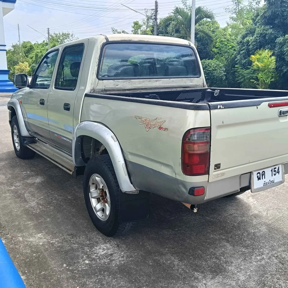 2002 Toyota Hilux Tiger VI 2