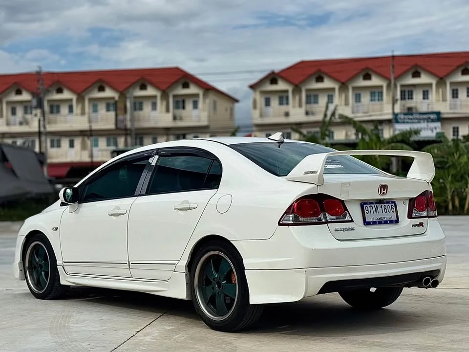 2011 Honda Civic VIII 2