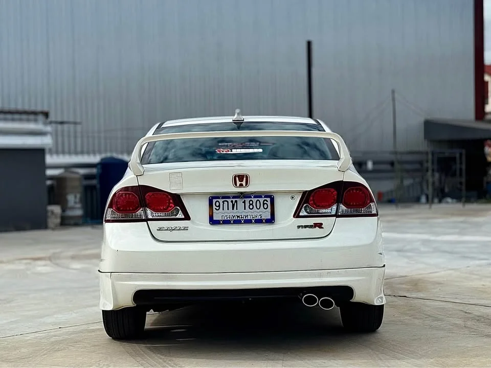 2011 Honda Civic VIII 3