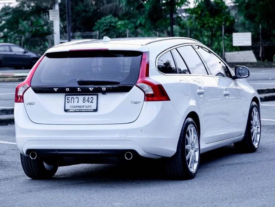 2015 Volvo V60 I 3